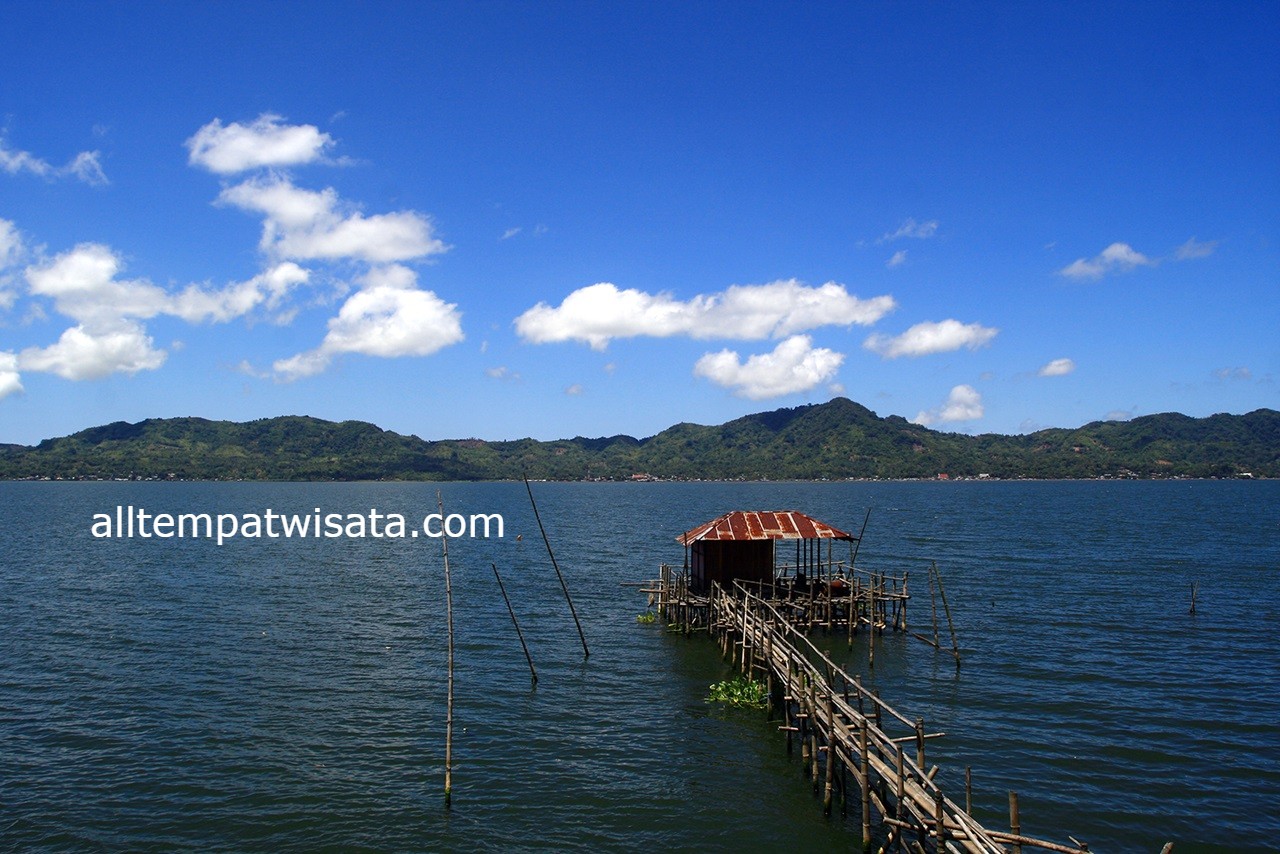 Pesona Danau Tondano di Sulawesi Utara